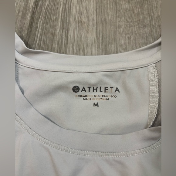 Athleta Short Sleeve Open Back Top in light gray Size Medium - Picture 4 of 4